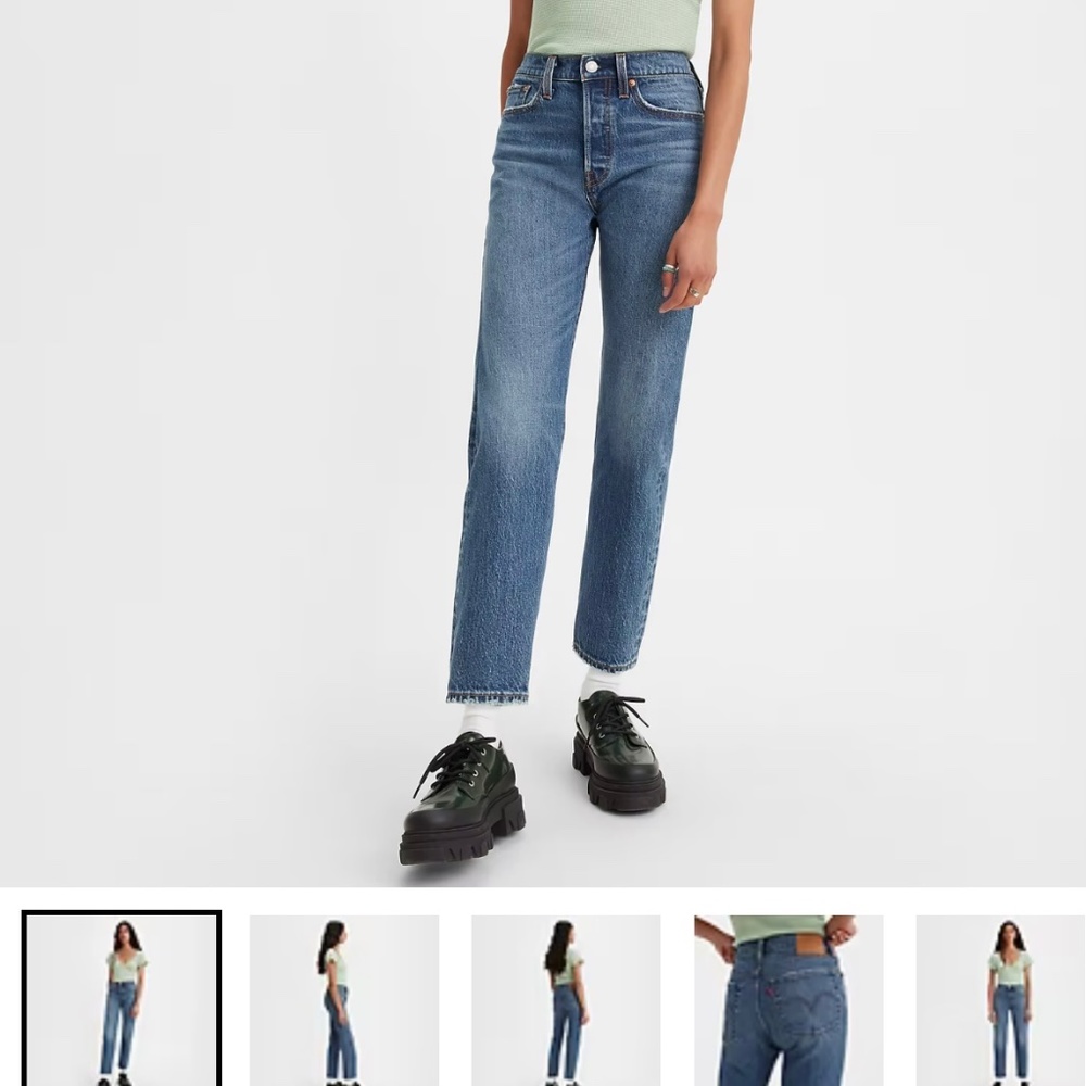 Levi's wedgie ankle fit jeans